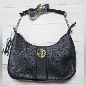 Alexis Bendel Sleek Shoulder Everyday Black Handbag w/ Chain Strap New With Tags